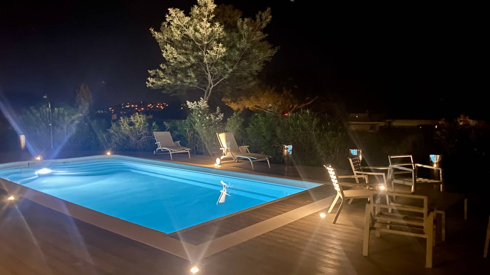 Faire construire une piscine avec un spa intégré Sanary sur Mer (83)
