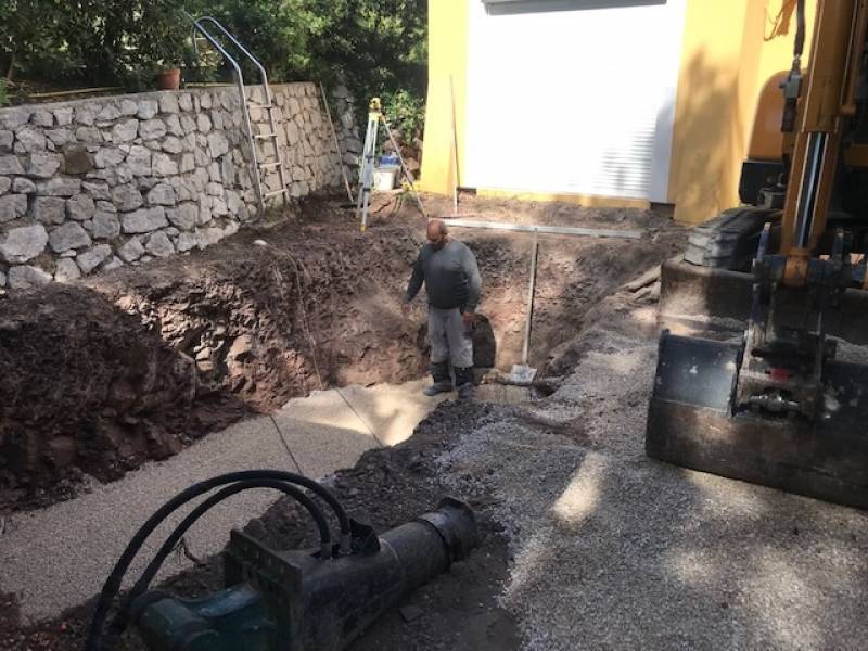 Construction d'une piscine coque sans permis à St MANDRIER prés de la Seyne sur Mer