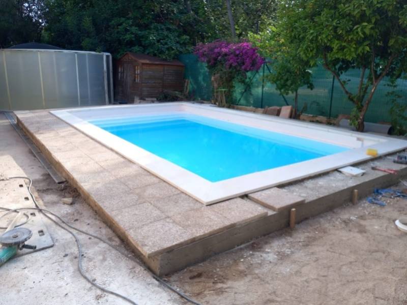 Chantier difficile pour ce remplacement de piscine à Toulon près de la Seyne sur Mer 