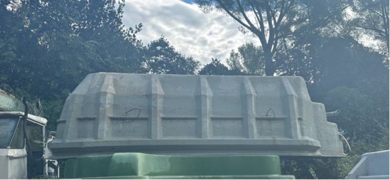 Piscine coque d'occasion 5.60m * 3.60m