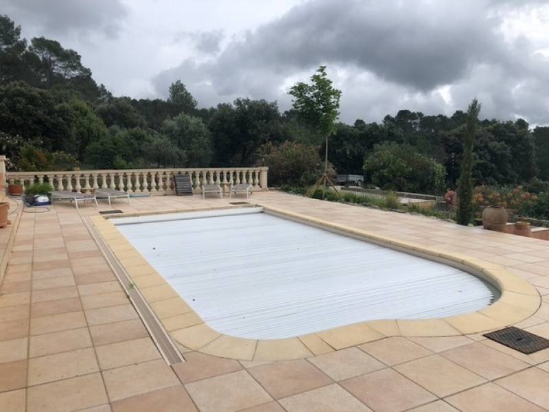 Piscine AQUAGAME 810 CARLA à Besse sur Issole prés de Brignoles dans le Var