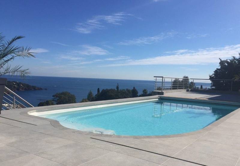 La Piscine Polyester Sans Trou AQUAGAME de COPIPRO à Toulon, Var