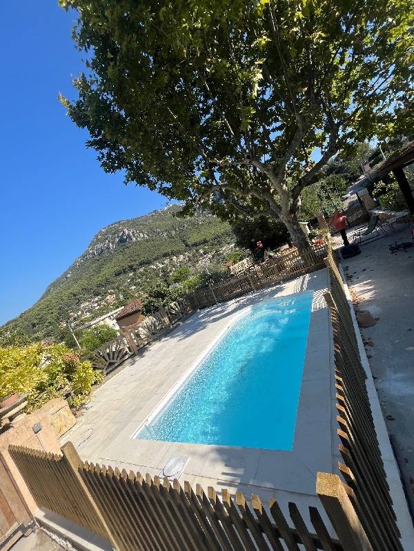 Piscine sans permis SARAH au REVEST prés de LA VALETTE dans le VAR
