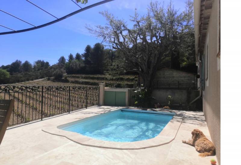 Piscine coque au Beausset pres du Castelet dans le var